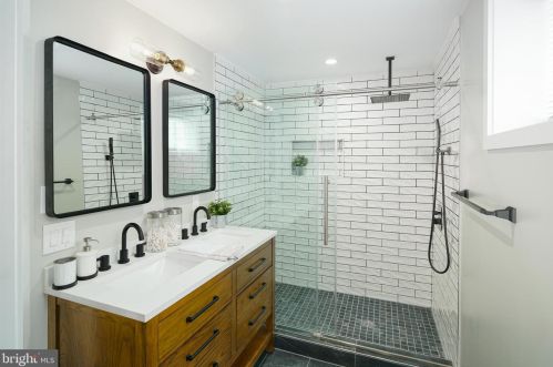 1443 16th St, Philadelphia PA  19121-4202 exterior