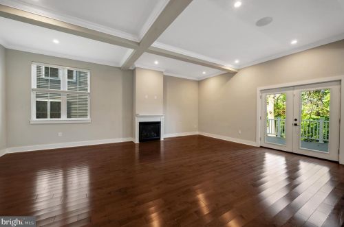 708 Caledonia St, Philadelphia PA 19128-1100 exterior