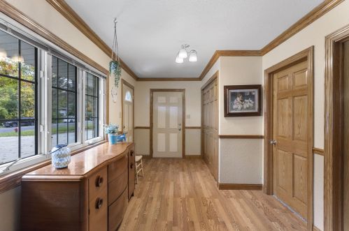 10310 Spencer Pl, Milwaukee, WI 53224-4422