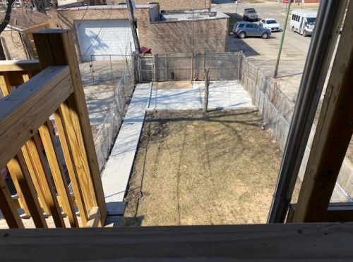 656 Monticello Ave, Chicago IL 60618-5320 exterior