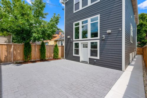 3642 Artesian Ave, Chicago IL  60618-4708 exterior