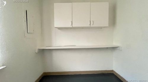 555 Twylite Ter, Fort Pierce FL 34983-1186 exterior