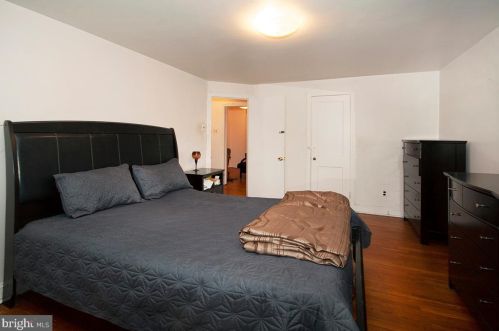 476 Randolph St, Camden NJ 08105-2721 exterior