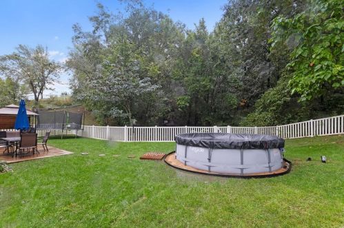 908 Falcon Dr, Imperial MO 63052-1747 exterior