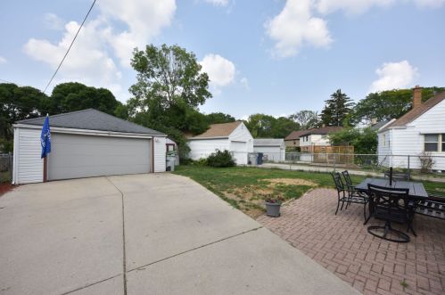 3477 89, Milwaukee WI 53228-1534 exterior