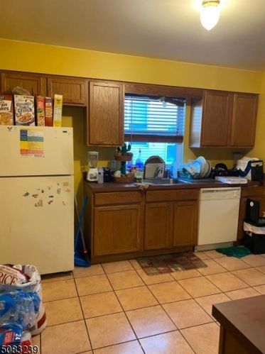 443 Irvine Turner Blvd, Newark NJ 07108-2465 exterior