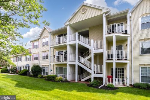 36 Lehavre Ct, Trenton, NJ 08619-4722