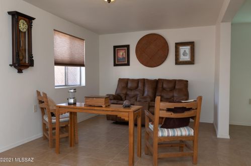 1617 Mckinley Ave, Tucson AZ 85712-5607 exterior