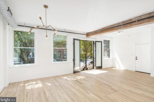 2218 Emerald St, Philadelphia PA 19134-2505 exterior