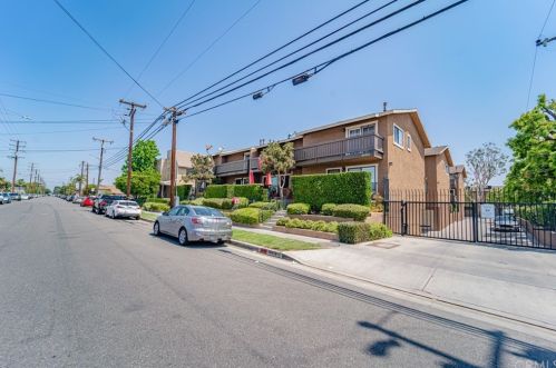 16414 Cornuta Ave, Bellflower CA 90706-4890 exterior