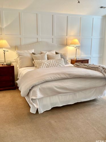 36 Lone Holw Dr, Sandy UT 84092-5530 exterior