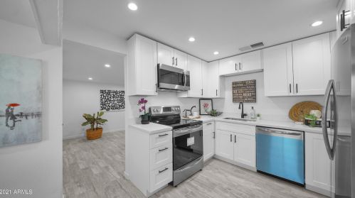 2133 Colter St, Phoenix AZ  85015-2821 exterior