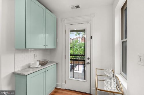 1429 Q St, Washington DC 20009-3808 exterior