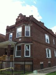 656 Spaulding Ave, Chicago IL  60624-1538 exterior