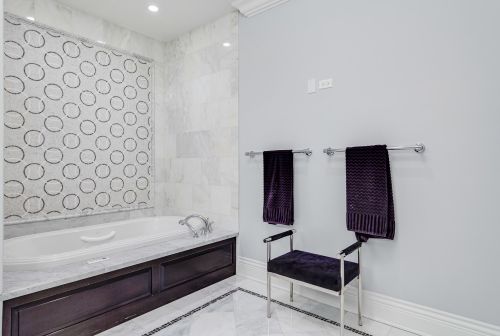 1512 Wieland St, Chicago IL 60610-1233 exterior