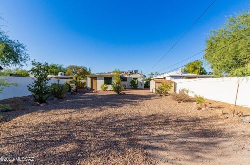 1210 Congress St, Tucson AZ 85745-2812 exterior