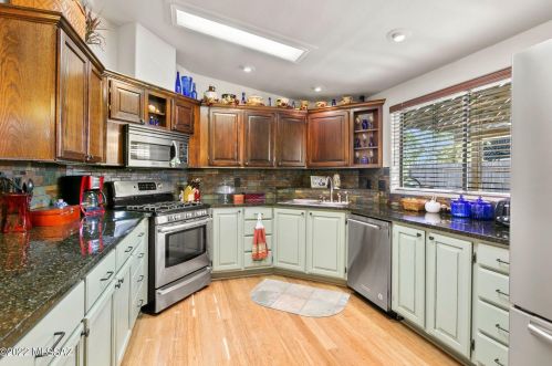 2421 Double O Pl, Tucson AZ 85713-6717 exterior