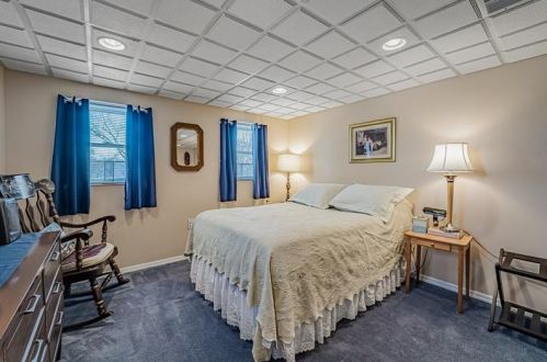 137 Conneaut Dr, Pittsburgh PA 15239-2630 exterior