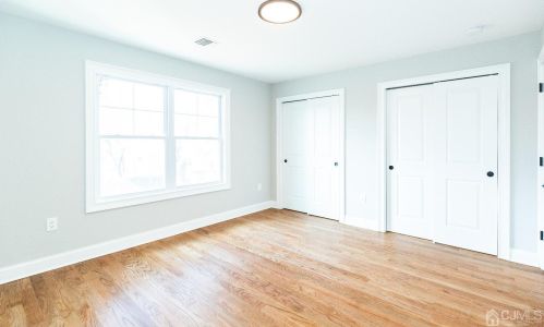 20 Linden Ave, Edison NJ 08817-3208 exterior