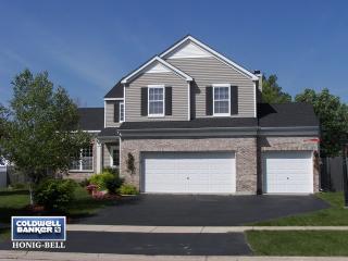 3809 Saratoga Dr, Joliet, IL 60435-1566