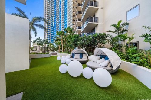 1388 Kapiolani Blvd, Honolulu HI  96814-3620 exterior