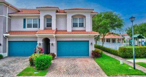 99 Nottingham Pl, Boynton Beach, FL 33426-8429