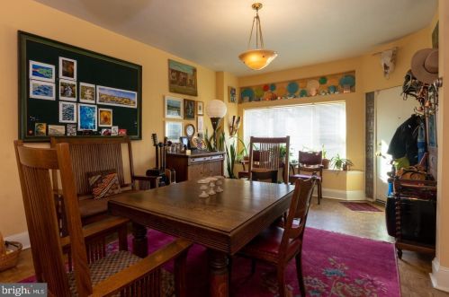 829 Catharine St, Philadelphia PA 19147-2716 exterior