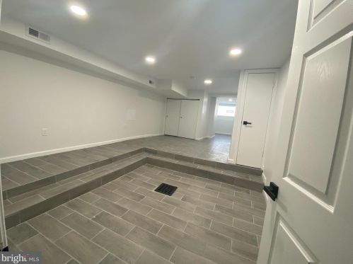 6346 18 St, Philadelphia PA 19140-3508 exterior