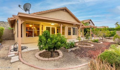 1620 Acoma Dr, Phoenix AZ 85032-5226 exterior