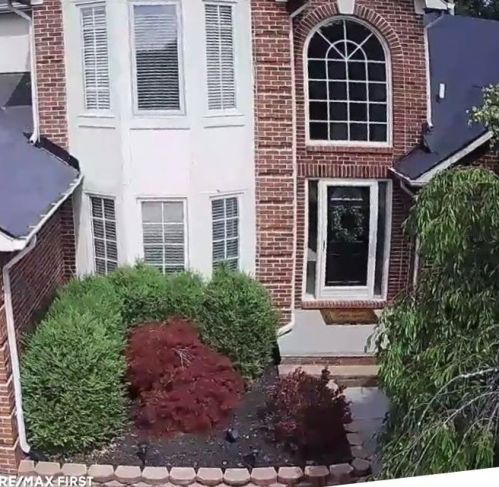 49008 Morning Glory Dr, Macomb Township, MI 48044-1837