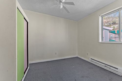 200 Main St, Pittsburgh PA 15215-2447 exterior