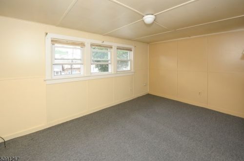 177 Dundee Ave, Paterson NJ 07503-1018 exterior