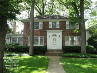 2322 Marcy Ave, Evanston, IL 60201-1816