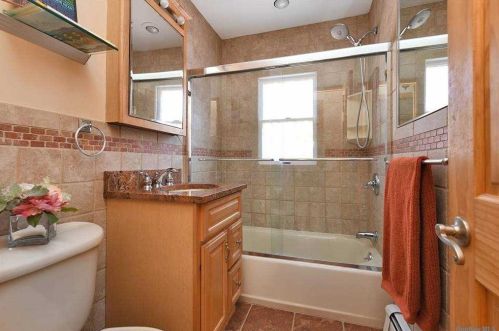 62 22 St, Huntington Station NY 11746-2230 exterior