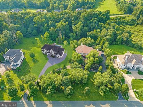 11705 Centurion Way, Rockville MD 20854-6419 exterior