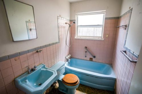 2520 Avenel Dr, Dallas TX 75234-3428 exterior