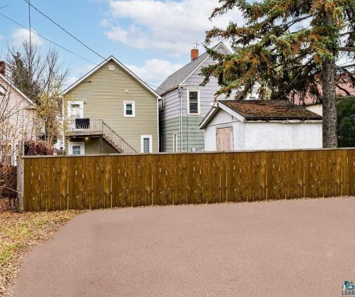 2719 2nd St, Duluth MN 55812-1920 exterior