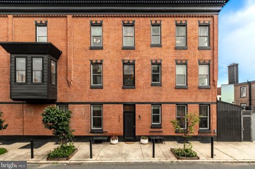 526 Girard Ave, Philadelphia PA 19130-1617 exterior