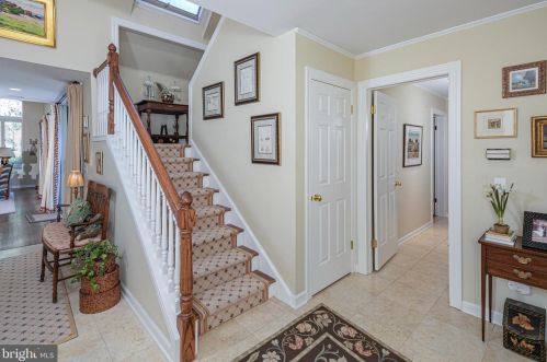 34 Constitution Hl, Princeton NJ 08540-6754 exterior