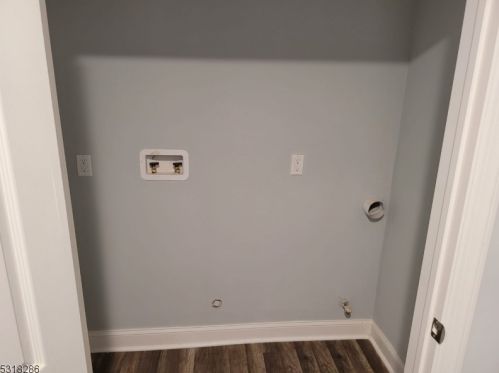 393 9 St, Newark NJ 07107-1907 exterior