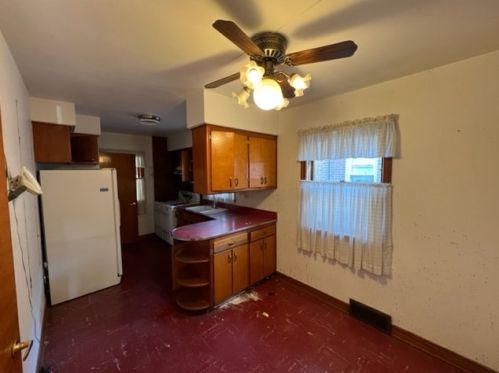 14317 Wallace Ave, Chicago IL 60827-1145 exterior