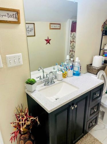 359 Carrington Ave, Woonsocket RI  02895-4622 exterior