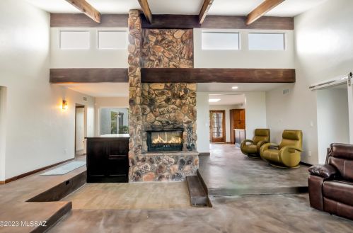 4701 Camino Gacela, Tucson AZ  85718-6813 exterior