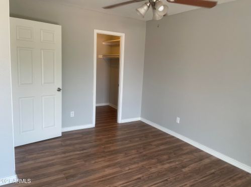 8427 34th Ave, Phoenix AZ  85051-5952 exterior