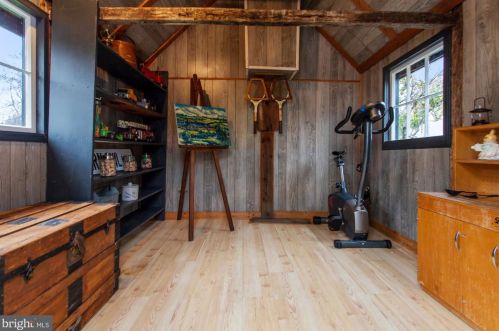 307 Great Falls Rd, Rockville MD exterior