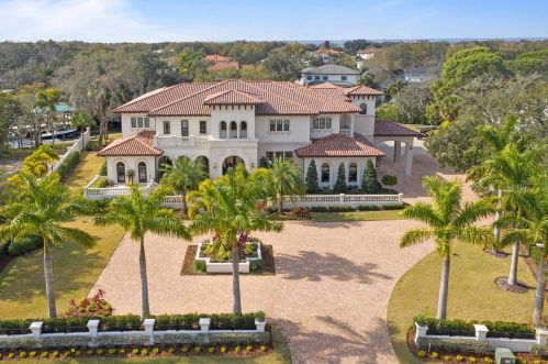 2621 Dundee St, Tampa FL  33629-7516 exterior