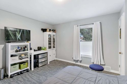 3911 56th St, Milwaukee WI  53220-2632 exterior