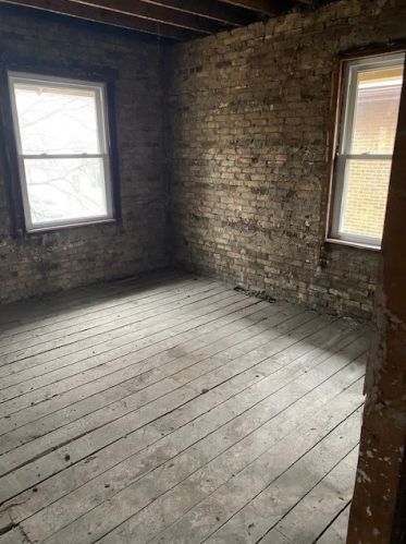 7234 Paxton Ave, Chicago IL  60649-2520 exterior