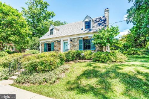 4501 48th St, Washington, DC 20016-4440