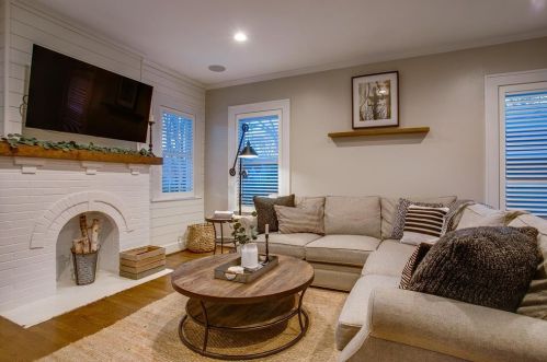 930 Clinton Ave, Dallas TX 75208-5112 exterior